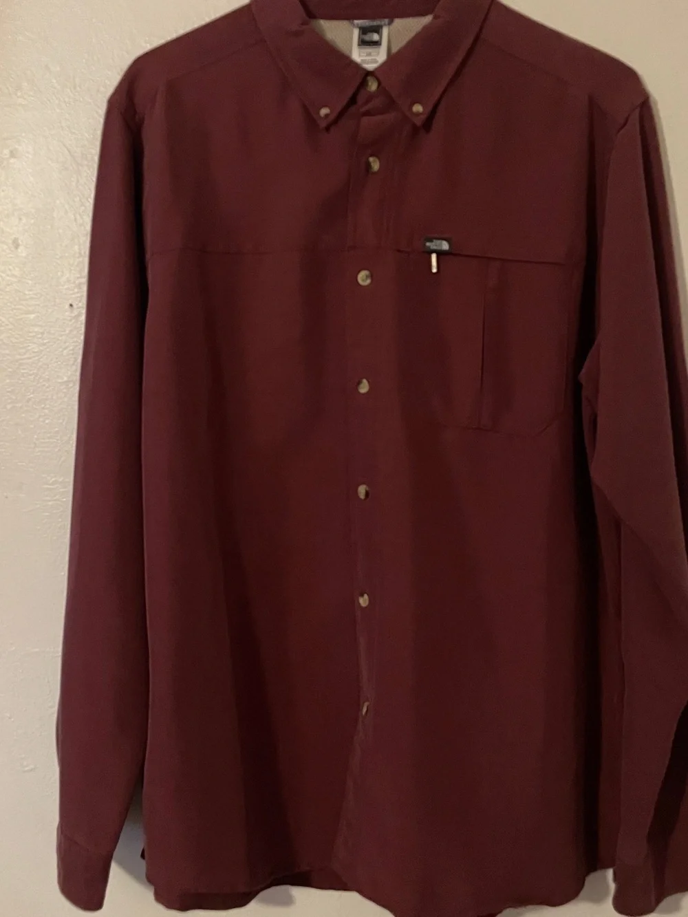 The North Face Syncline Button Up Shirt Burgundy Roll Tab Men’s L